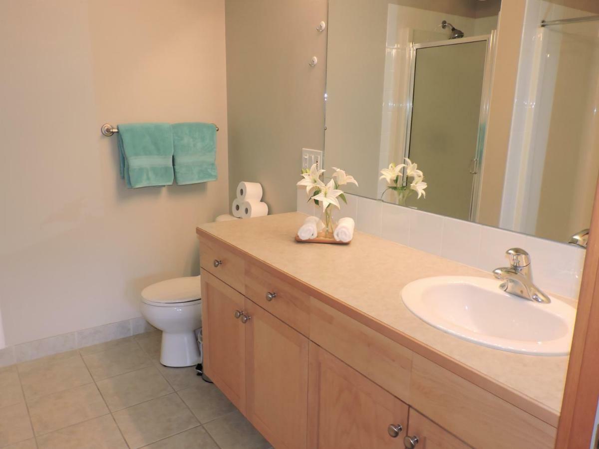 Fenwick Vacation Rental Open Hot Tub Glorious Mountain 2 Bedroom Канмор Екстериор снимка
