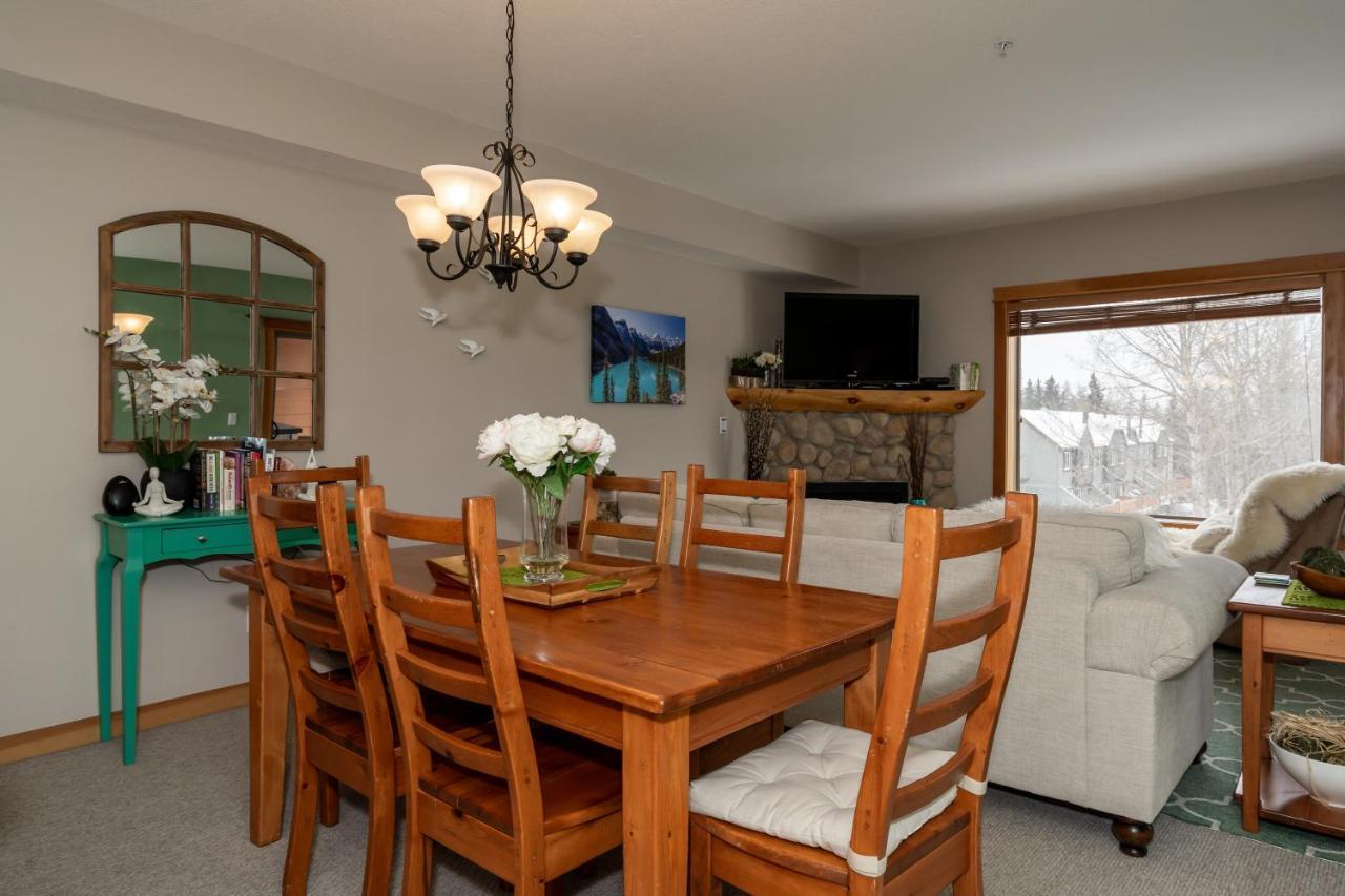 Fenwick Vacation Rental Open Hot Tub Glorious Mountain 2 Bedroom Канмор Екстериор снимка